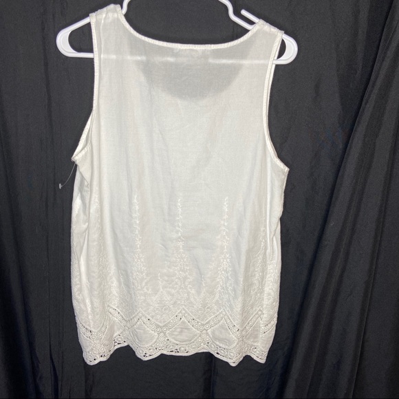 Octavia Embroidered with Lace Tank Top NWOT - Picture 2 of 5